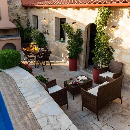 Armonia Villa, Unsurpassed Privacy At Picturesque Location, By Thinkvilla * Pasalítai