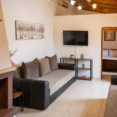 Armonia Villa, Unsurpassed Privacy At Picturesque Location, By Thinkvilla * Pasalítai